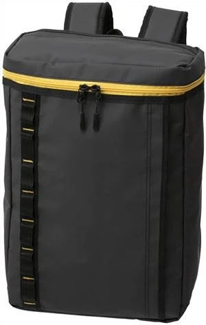 Backpack kwadru li ma jgħaddix ilma minnu