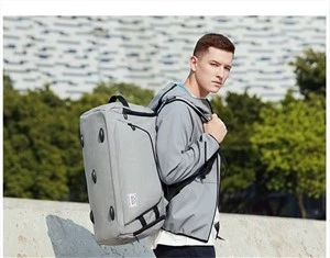 Ivvjaġġar Duffel Backpack Bil-Kompartiment Żraben